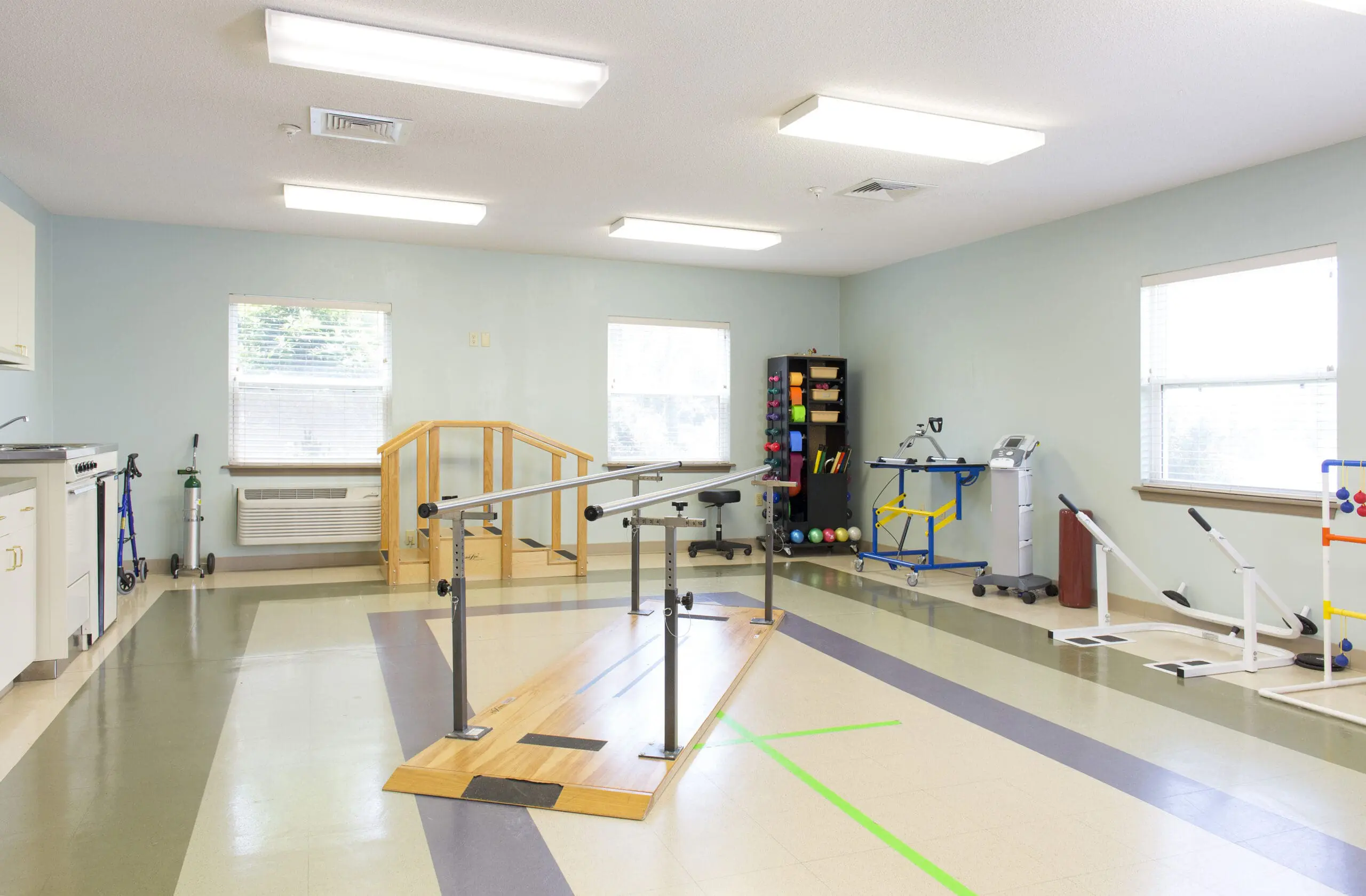 Greenbrier 15 Rehabilitation room with equipment